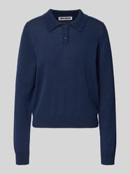 Langärmliger Polo-Strickpullover aus Bouclé-Garn von REVIEW - 17