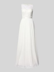 Bruidjurk met kant en tailleband van LUXUAR FASHION - 3