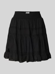 Minirok met gehaakt kant, model 'Callia' van Neo Noir - 10