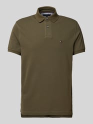 Regular Fit Poloshirt mit Label-Detail von Tommy Hilfiger - 44