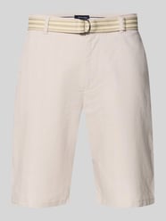 Bermuda’s met Franse steekzakken en riem van Christian Berg Men Beige - 7