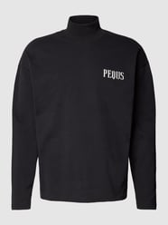 Sweatshirt met labelprint, model 'Chest Logo Turtle Neck' van PEQUS Grijs / zwart - 10