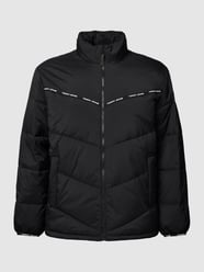 PLUS SIZE Steppjacke mit Eingrifftaschen von Tommy Jeans Plus Schwarz - 16