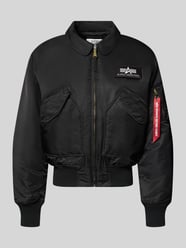 Bomberjacke mit seitlichen Pattentaschen und Label-Patch von Alpha Industries - 9