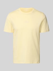 T-Shirt mit Rundhalsausschnitt und Label-Stitching von GAP - 42