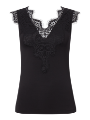 Top bluzkowy z kwiatowej koronki model ‘Ilu’ od Pieces - 30