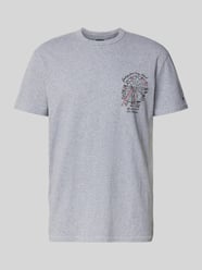 T-shirt o kroju regular fit z czystej bawełny od Tommy Jeans - 1