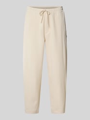Broek met elastische tailleband in plissélook van REVIEW - 31
