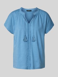 T-Shirt mit Tunikakragen und Häkelspitze von More & More - 25