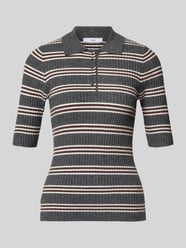 Strickshirt aus Viskose-Mix mit Polokragen Modell 'HIJAS' von MANGO - 13
