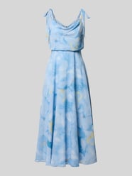 Knielanges Cocktailkleid mit floralem Allover-Print von Jake*s Cocktail - 16