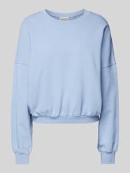 Krótka bluza z obniżonymi ramionami od INFLUENCER'S CHOICE BY P&C* - 4