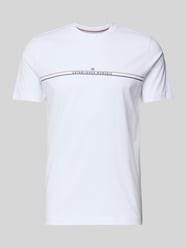 T-shirt o kroju regular fit z nadrukiem z logo od Christian Berg Men - 45