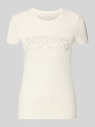 t-shirt o kroju slim fit z obszyciem z kamieni stras od GUESS - 16