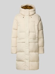 Regular fit gewatteerde lange jas met vulling van eendendons, model 'Quiver' van PEAK PERFORMANCE Beige - 43