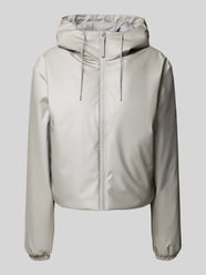 Jack met capuchon, model 'Lohja' van RAINS - 39