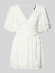 Sukienka mini z bufiastymi rękawami od Gina Tricot - 31