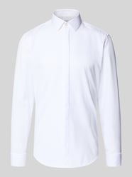 Slim Fit Businesshemd aus Baumwolle von Jake*s - 19