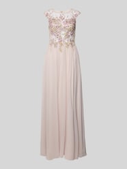 Abendkleid mit Spitzenbesatz von unique Beige - 32