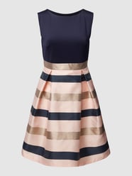 Cocktailjurk met streepmotief van Swing Blauw - 25