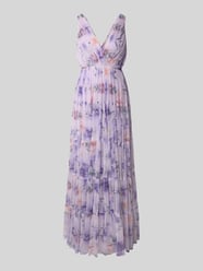 Sukienka wieczorowa z efektem stopniowania i dekoltem w serek od Lace & Beads - 34
