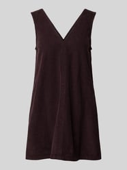 Sukienka mini z sztruksu z dekoltem w serek Model „ERIKA” od Topshop - 2