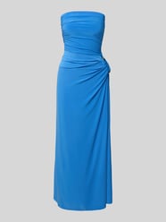 Sukienka wieczorowa z dodatkiem streczu model 'Keely' od Forever New - 34