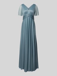 Abendkleid mit V-Ausschnitt von Christian Berg Cocktail - 25