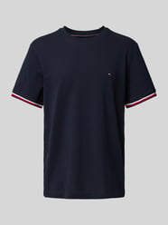 T-Shirt mit Label-Stitching von Tommy Hilfiger - 16