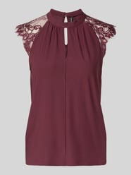 Regular Fit Kurzarmbluse mit semitransparenter Besatz Modell 'MILLA' von VERO MODA Bordeaux - 22