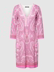 Knielanges Kleid mit Ziersteinbesatz von Ana Alcazar Rosa - 33