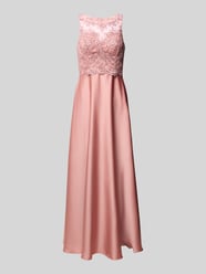 Abendkleid mit Spitzenbesatz von Laona Pink - 26