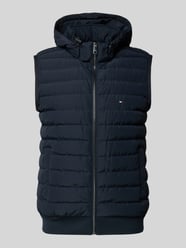 Kamizelka pikowana o kroju regular fit z odpinanym kapturem od Tommy Hilfiger - 46