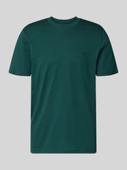 T-shirt w kroju regular fit z haftowanym logo od MCNEAL - 37