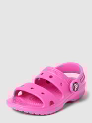 Sandale mit Label-Details Modell 'Classic' von Crocs Pink - 45
