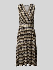 Knielanges Kleid mit V-Ausschnitt von Zero - 4