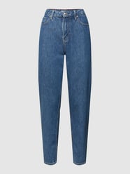 Jeansy o kroju tapered fit z detalami z logo model ‘GRAMERCY’ od Tommy Hilfiger Niebieski - 2