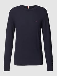 Sweter z dzianiny z fakturowanym wzorem model ‘CROSS’ od Tommy Hilfiger - 47