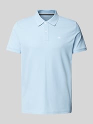 Regular Fit Poloshirt aus Baumwoll-Piqué mit Logo-Stitching von Tom Tailor - 13