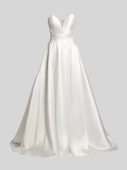 Suknia ślubna o kroju regular fit z listwą z ozdobnymi guzikami od LUXUAR FASHION - 48