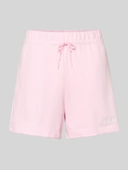 Szorty z elastycznym pasem i tunelem od adidas Sportswear Fuksjowy - 24