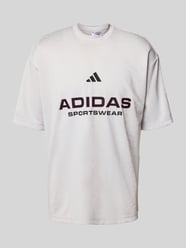 T-shirt z logo i okrągłym dekoltem od adidas Sportswear - 13