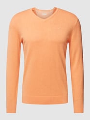 Strickpullover mit V-Ausschnitt Modell 'basic v-neck' von Tom Tailor Orange - 17