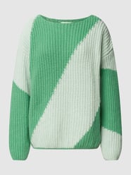 Sweter z dzianiny ze ściegiem warkoczowym model ‘SAADIE’ od Armedangels Zielony - 19