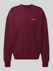 Bluza o kroju oversized z wyhaftowanym logo i okrągłym dekoltem od PEGADOR - 1
