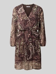 Knielanges Kleid mit V-Ausschnitt Modell 'Lu44ciaa' von ZABAIONE - 39