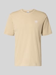 T-Shirt mit Label-Stitching von adidas Originals Beige - 24