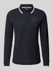 Poloshirt mit kurzer Knopfleiste von Christian Berg Men Blau - 9