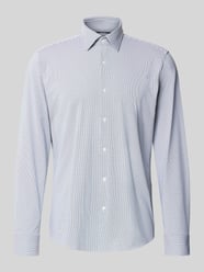 Regular Fit Businesshemd mit Strukturmuster Modell 'P-JOE-K-261' von BOSS - 23