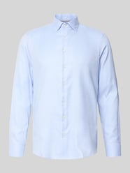 Slim Fit Business Hemd aus Baumwolle mit Kentkragen von Jake*s - 11